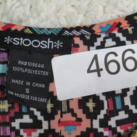 Stoosh* Women's Long Sleeve Curved Hem Collarless Split Neck Blouse Size~ Small‎ - Picture 3 of 7